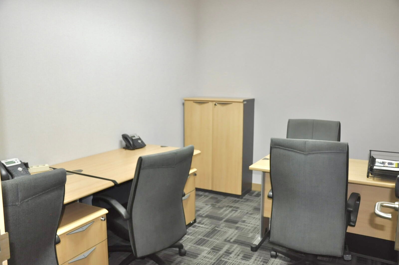 W-51 - Private Office 3 Pax (No View) - Pace Sentral Senayan II at Twospaces