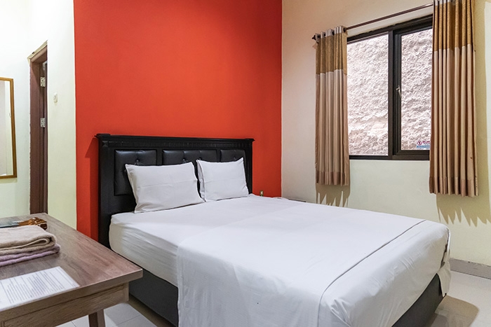 W1 - Standard Double Daily - Toedjoeh Enam Homestay Syariah at Twospaces