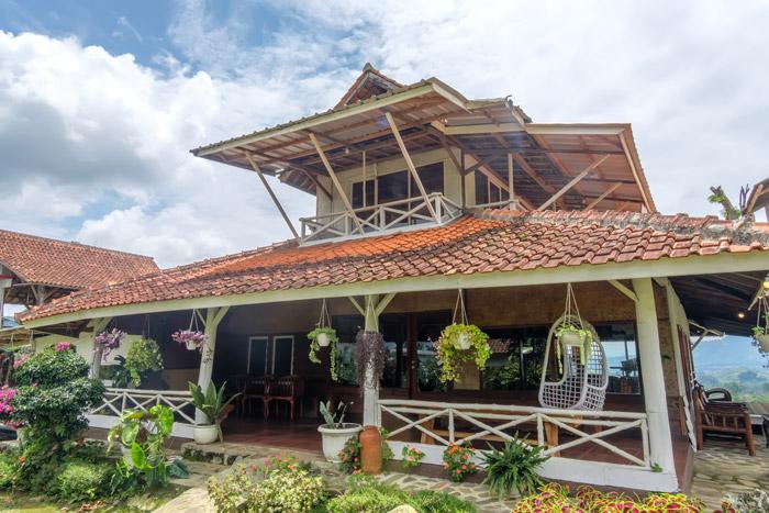 15 - Villa Buhun - Hilltop Camp Lembang at Twospaces