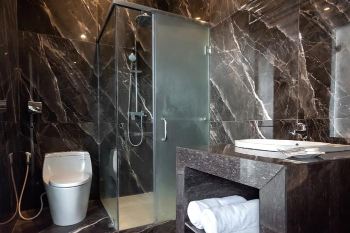 W8 - Talawi - Deluxe With Bathtub - deRos Resort & Cafe at Twospaces
