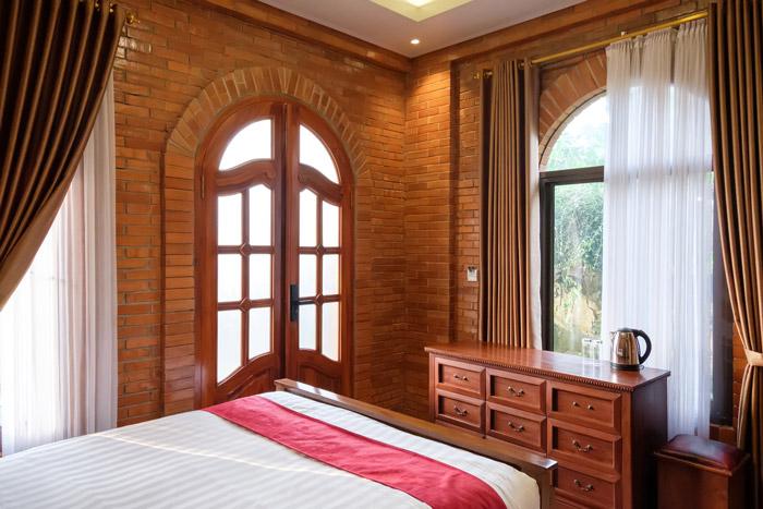 W2 - Batu Sangkar - deRos Resort & Cafe at Twospaces
