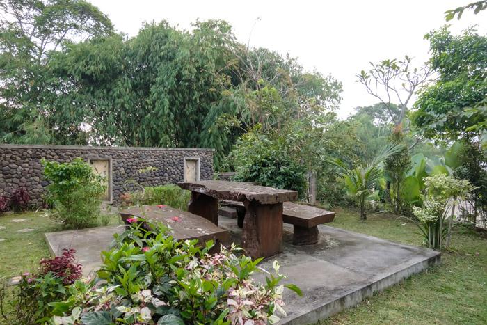 W9 - Batu Sangkar - deRos Resort & Cafe at Twospaces