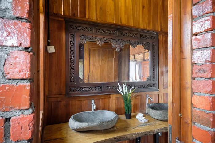 W10 - Joglo Tikalak - deRos Resort & Cafe at Twospaces