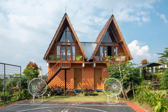 W11 - Sumanik - Standard 1 - deRos Resort & Cafe at Twospaces