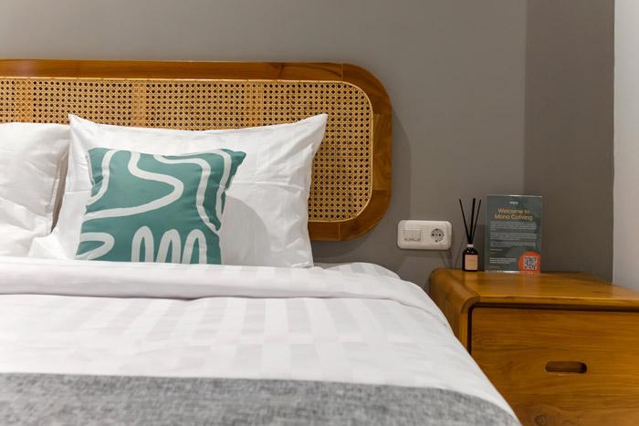 ARB-NDR-6 - Executive Room - Mono Coliving Pakis at Twospaces
