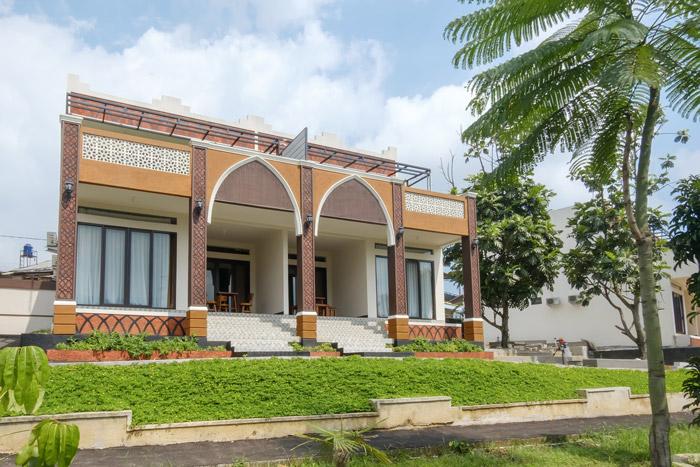 VTB16 - Villa 2 BR - Salma Syariah Resort at Twospaces