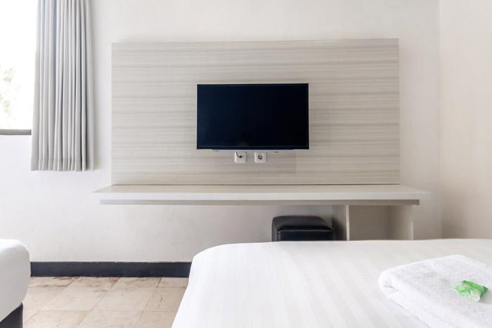 ARB-FTR-4 - Family Triple Room - Panorama Villas Batu at Twospaces