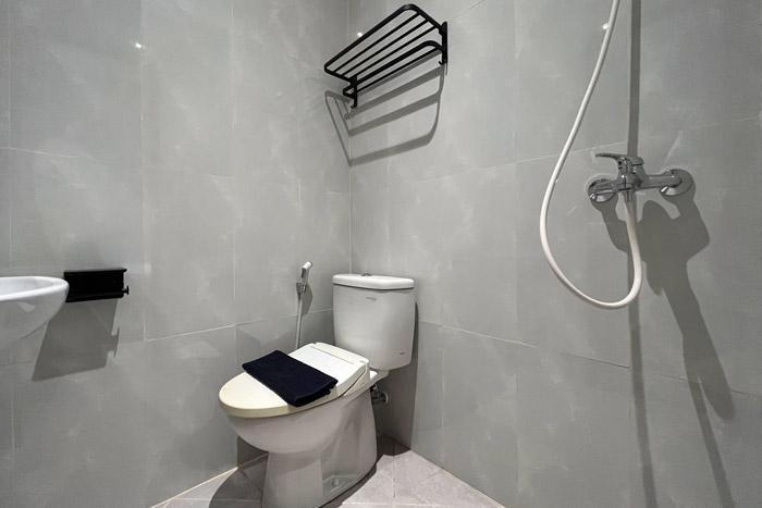 Mono-Coliving-Kertajaya---Single-4 - Standard Single - Mono Coliving Kertajaya at Twospaces