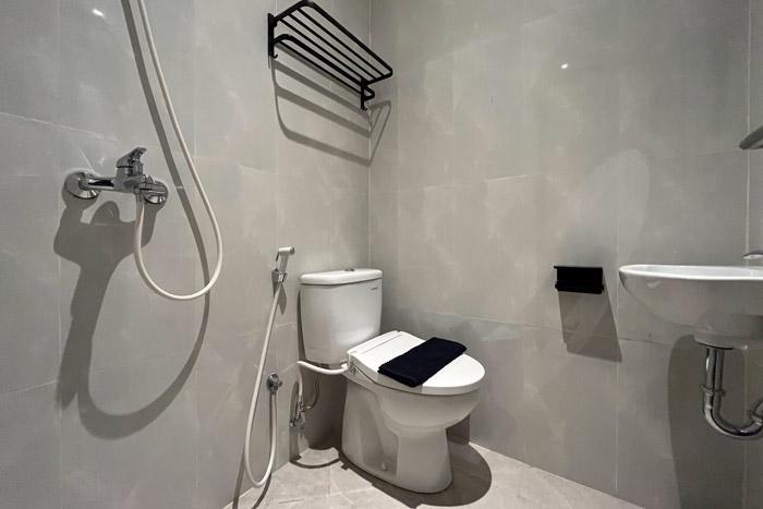 Mono-Coliving-Kertajaya---Superior-Double-6 - Superior Double - Mono Coliving Kertajaya at Twospaces
