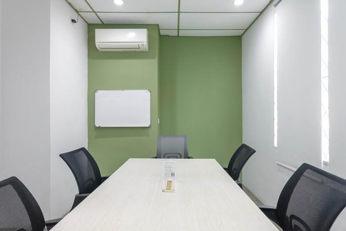 2 - Private Office 5 pax Bulanan - Taman Meruya at Twospaces