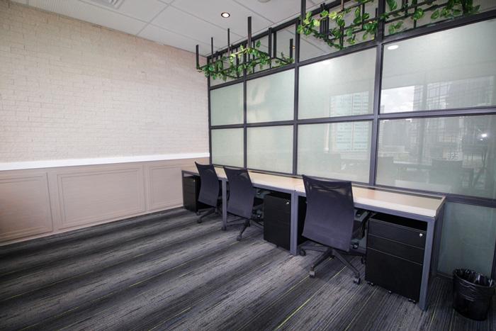 w2 - Private Office 6 Pax - Uptown Service Office at Twospaces