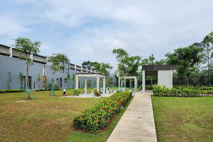 FleekHauz NE-042 - 2