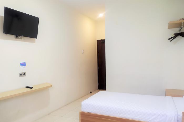 b - Standard Twin - Residence 6 Kebayoran Lama at Twospaces