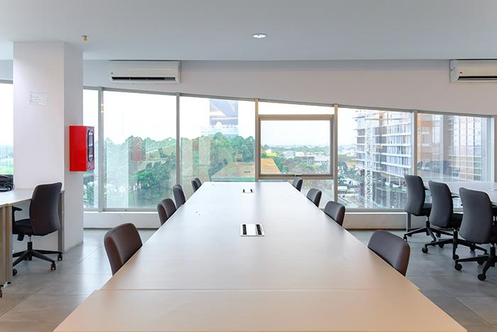 w1 - Shared Desk - Worktren Alam Sutera at Twospaces