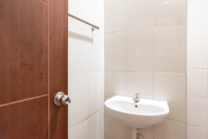 W5 - Standard Double Daily - Toedjoeh Enam Homestay Syariah at Twospaces
