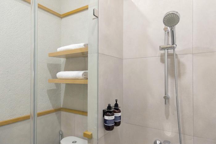 W10 - Deluxe Daily - Casa Living Senopati at Twospaces