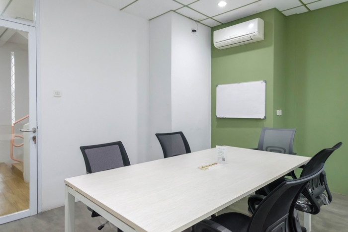 3 - Private Office 5 pax Bulanan - Taman Meruya at Twospaces