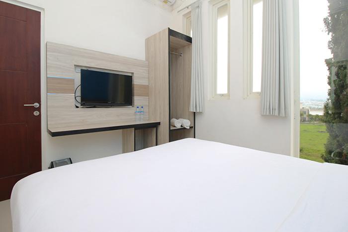 W2 - Suite Room - Panorama Villas Batu at Twospaces